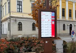 La panchina smart in Piazza Regina Margherita